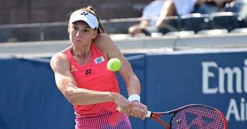 Елена Рыбакина снялась с турнира WTA 1000 в Пекине из-за травмы спины