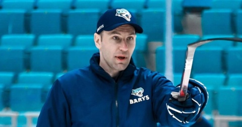 «Барыс» сегодня примет решение по будущему главного тренера Дэвида Немировски «Барыс» сегодня примет решение по будущему главного тренера Дэвида Немировски