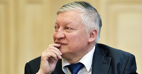 Анатолий Карпов о санкциях ФИДЕ: «МОК давно вмешан, Бах проявил инициативу, но какое ему дело до шахмат?» Анатолий Карпов о санкциях ФИДЕ: «МОК давно вмешан, Бах проявил инициативу, но какое ему дело до шахмат?»