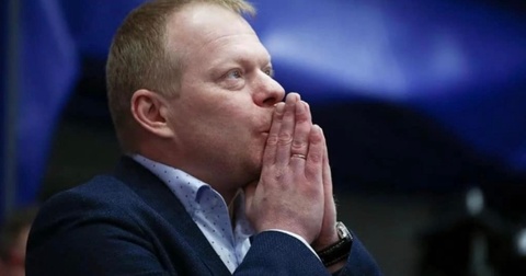 Сергей Дудаков о скрытии эмоций на публике Сергей Дудаков о скрытии эмоций на публике