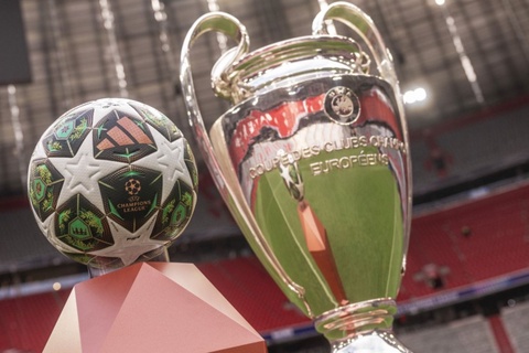 Представлен официальный мяч для финала Лиги чемпионов сезона-2024/2025 Представлен официальный мяч для финала Лиги чемпионов сезона-2024/2025