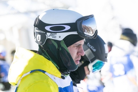 Могулист Павел Колмаков успешно стартовал на чемпионате мира в Швейцарии Могулист Павел Колмаков успешно стартовал на чемпионате мира в Швейцарии