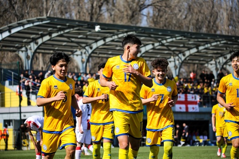 Сборная Казахстана U-17 стартовала с победы в отборе Евро-2024/25