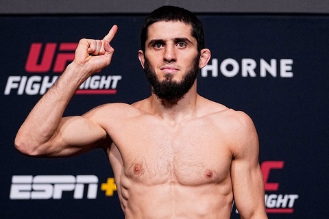 Сенсация в UFC: Махачев может лишиться чемпионства в лёгком весе! Сенсация в UFC: Махачев может лишиться чемпионства в лёгком весе!