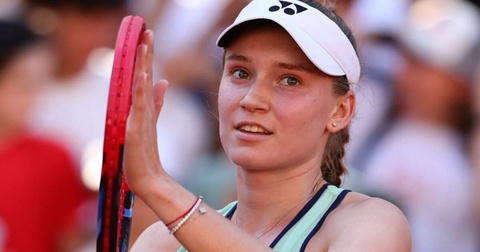 Елена Рыбакина рассказала о подготовке к матчу с Игой Швентек на «Ролан Гаррос» Елена Рыбакина рассказала о подготовке к матчу с Игой Швентек на «Ролан Гаррос»