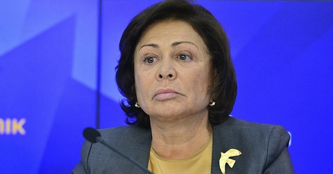 Ирина Роднина допустила возможность отмены пенсий в России Ирина Роднина допустила возможность отмены пенсий в России