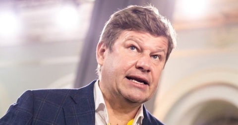 Дмитрий Губерниев критикует КХЛ за недостаточный уровень шоу Дмитрий Губерниев критикует КХЛ за недостаточный уровень шоу