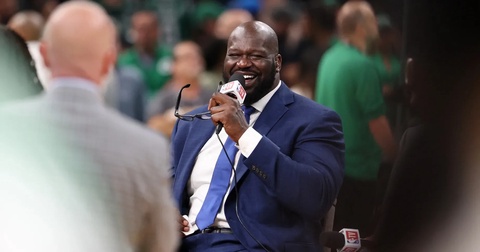 Шакил О'Нил неожиданно появился в эфире ESPN и «поборолся» с Кендриком Перкинсом Шакил О'Нил неожиданно появился в эфире ESPN и «поборолся» с Кендриком Перкинсом