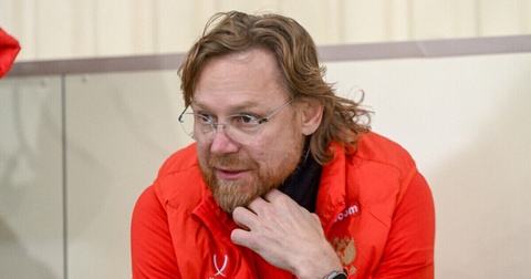 Генич раскритиковал вопросы на пресс-конференции Карпина перед матчем с Нигерией Генич раскритиковал вопросы на пресс-конференции Карпина перед матчем с Нигерией