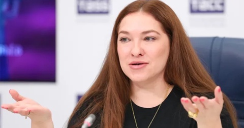 Режиссер шоу Алины Загитовой объяснила сокращение числа показов Режиссер шоу Алины Загитовой объяснила сокращение числа показов