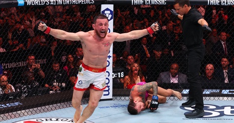 Мераб Двалишвили одержал победу над Шоном О’Мэлли на UFC 316 Мераб Двалишвили одержал победу над Шоном О’Мэлли на UFC 316