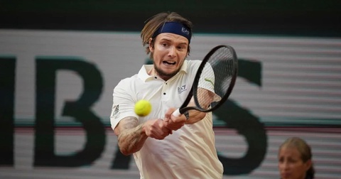 Александр Бублик пропустит турнир в Queen’s Club, но сыграет в Галле