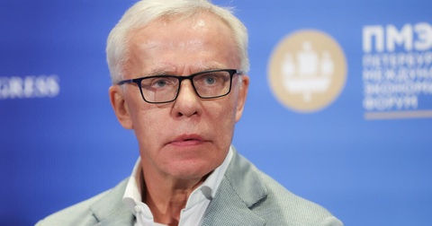 Фетисов поддерживает запрет вейпов и предупреждает об их вреде для молодежи Фетисов поддерживает запрет вейпов и предупреждает об их вреде для молодежи
