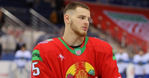Арсений Ковгореня перешел в хоккейный клуб «Адмирал»