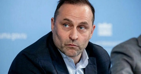 Свищев раскритиковал ИИХФ за игнорирование российских хоккеистов
