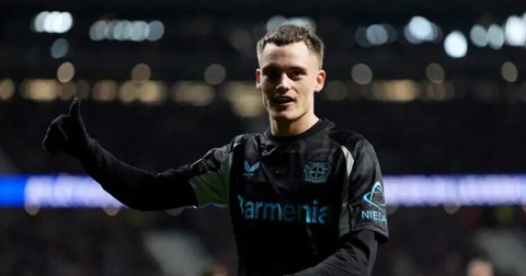 Флориан Виртц признан лучшим атакующим полузащитником в мире по версии FourFourTwo Флориан Виртц признан лучшим атакующим полузащитником в мире по версии FourFourTwo