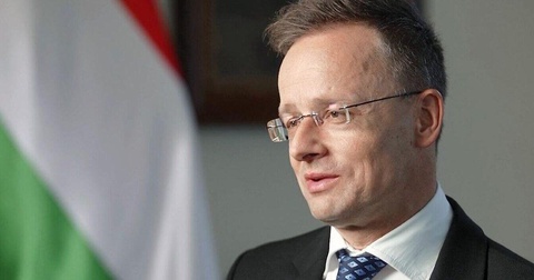 Глава МИД Венгрии выразил надежду на возвращение России в международный спорт Глава МИД Венгрии выразил надежду на возвращение России в международный спорт