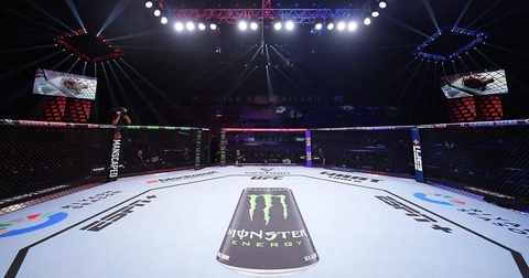 Битвы взглядов перед турниром UFC в Баку: Хилл и Раунтри, Физиев и Бахамондес Битвы взглядов перед турниром UFC в Баку: Хилл и Раунтри, Физиев и Бахамондес