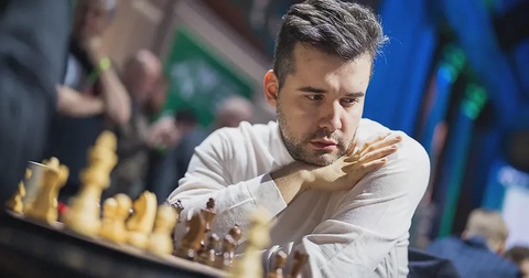 Третий тур UzChess Cup: Непомнящий против Эригайси и ключевые матчи Третий тур UzChess Cup: Непомнящий против Эригайси и ключевые матчи