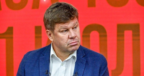 Дмитрий Губерниев комментирует проигрыш Медведева Бублику: «Мне не обидно» Дмитрий Губерниев комментирует проигрыш Медведева Бублику: «Мне не обидно»