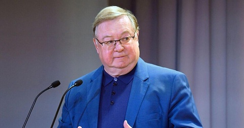 Сергей Степашин о назначении Карпина главным тренером «Динамо»: «Почему мы должны кормить иностранцев?» Сергей Степашин о назначении Карпина главным тренером «Динамо»: «Почему мы должны кормить иностранцев?»