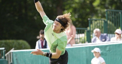 Андрей Рублев победил Кристофера Юбенкса на турнире The Boodles