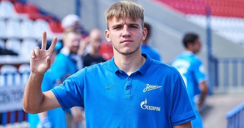 «Ростов» усилился за счет защитника «Зенита-2» Александра Тарасова «Ростов» усилился за счет защитника «Зенита-2» Александра Тарасова