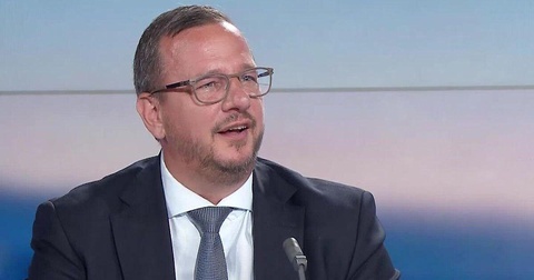 Швейцарский политик Брежи высказался против матча «Сьон» – «Зенит» в России Швейцарский политик Брежи высказался против матча «Сьон» – «Зенит» в России