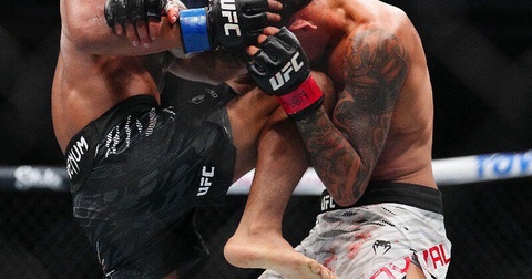 Махачев похвалил впечатляющий бой Вана и Ройвала на UFC 317