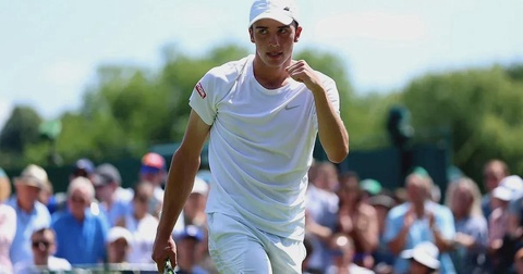 Оливер Тарвет одержал первую победу в ATP-туре на «Уимблдоне»